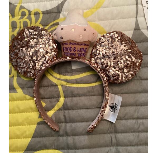 NWOT Disney Parks Ear Headband 2019 Epcot International Food & Wine Festival